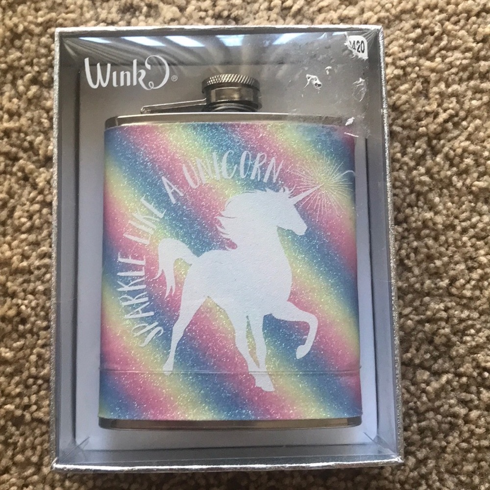 New wink sparkle like a unicorn rainbow hip flask 7 FL oz